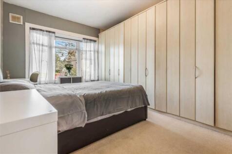 Bedroom One (3)