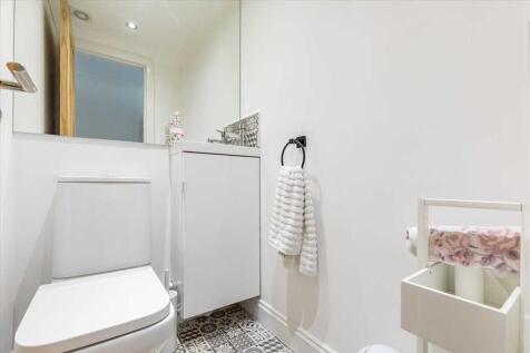 Lower Level WC