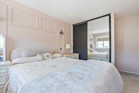 Bedroom One (2)