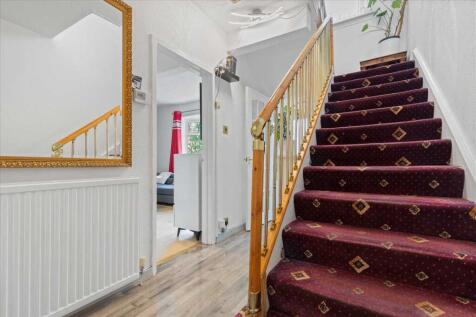 Entrance Hallway (2)