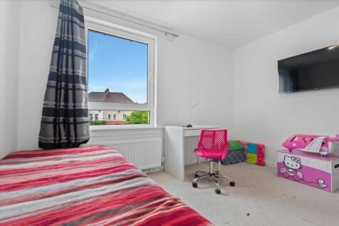 Bedroom Two (1)