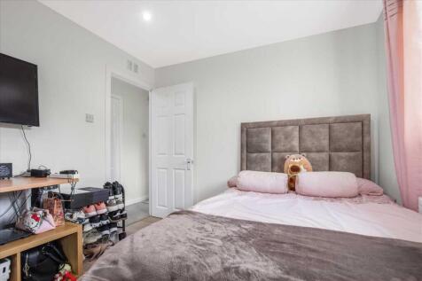 Bedroom Three (2)