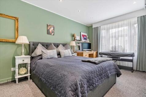 Bedroom One (1)