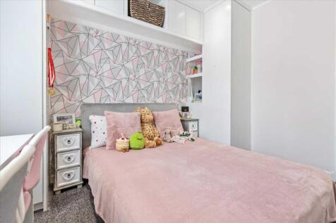 Bedroom Two (2)
