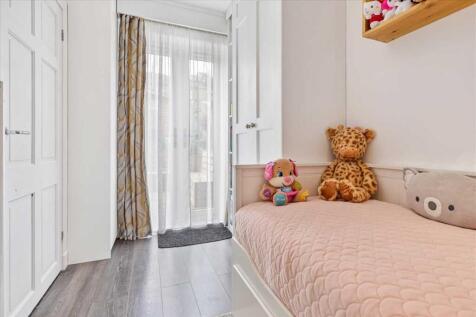 Bedroom Three (1)