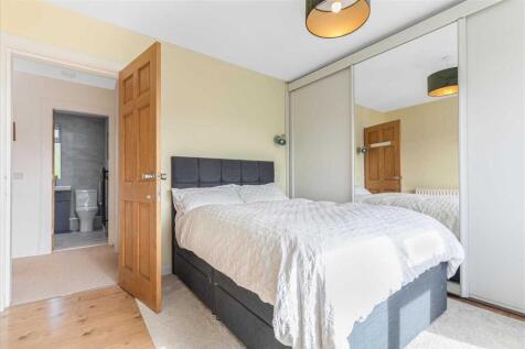 Bedroom One (2)
