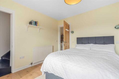 Bedroom One (3)