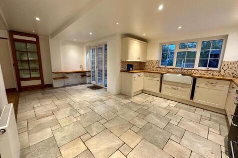 kitchen/breakfast room