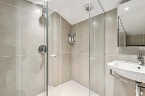 Mezzanine En Suite