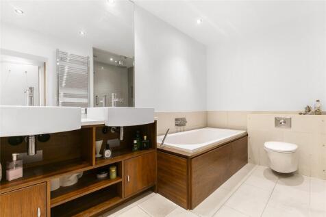 En Suite Bathroom