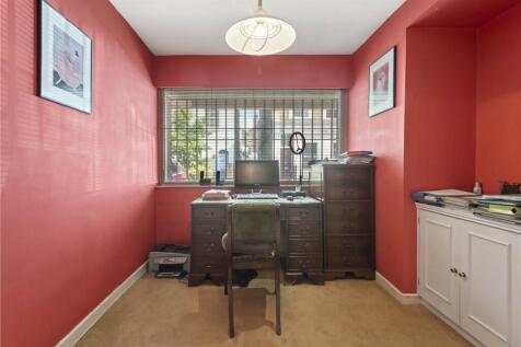 Study / Bedroom