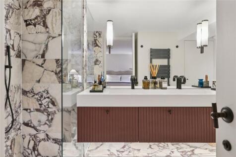 En Suite Shower Room