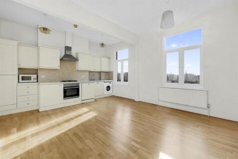 Reception/Kitchen