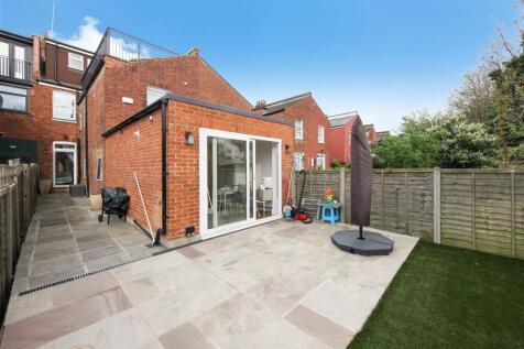 Outdoor Area/Patio