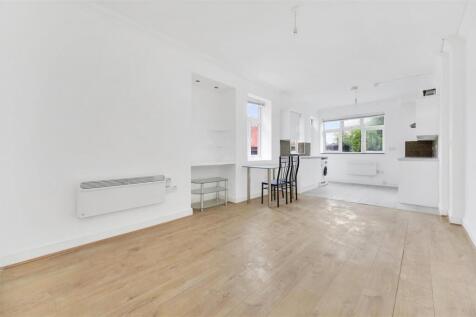 Kitchen/Reception