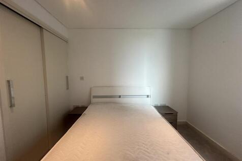 Master Bedroom.jpg