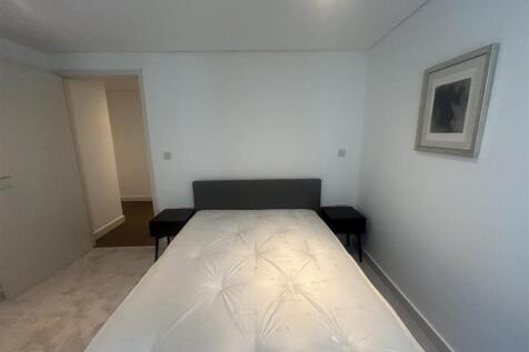 Bedroom2.2.jpg