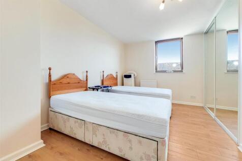 7_Bedroom 2-1.jpg