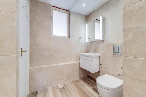 8_Ensuite 2-1.jpg