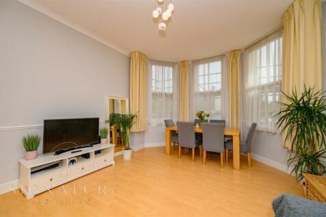 LeavesdenCourt56of83.jpg
