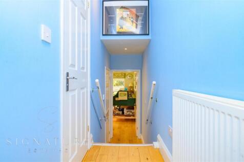 Access to Garden Room