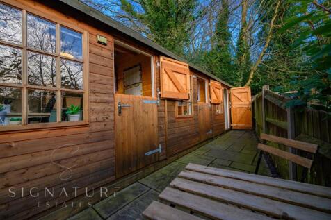 Garden offices
