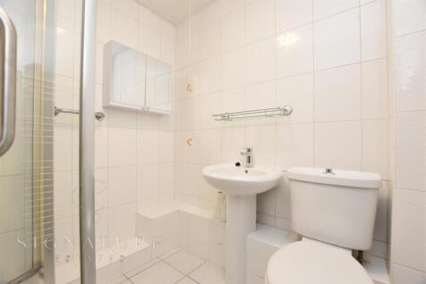 Bathroom (9).jpg