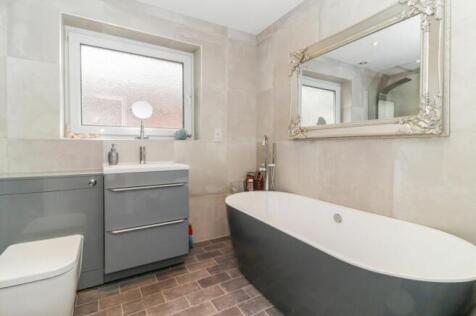 bathroom.jpeg