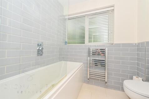 Main bathroom