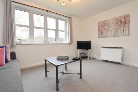 Living Room 1 (5).jpg