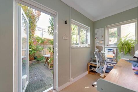 Property Image 8