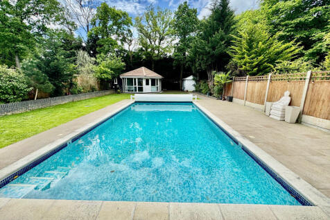 Property Image 100