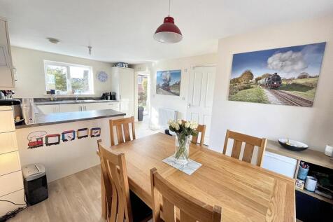 Kitchen / Breakfast