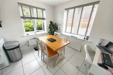 Kitchen / Breakfast