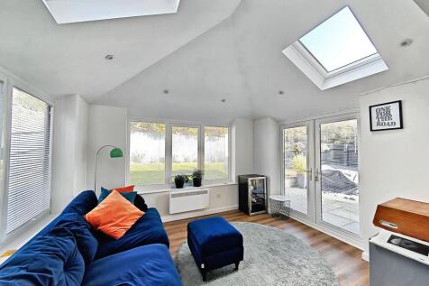 Sun Room / Conservatory
