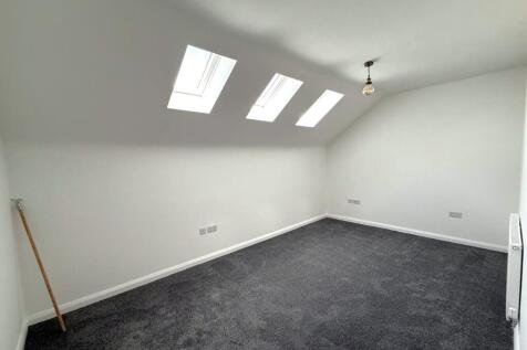 Bedroom 1 - third floor
