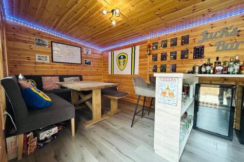 Garden Bar