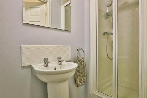 Donwstairs W/C Showe