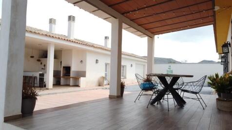 Property Image 38