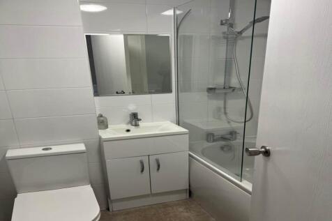 Little Meadow 18 Bat