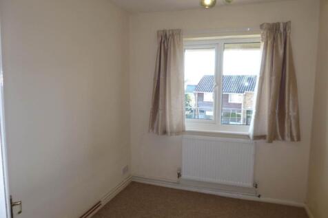 Clare Court 8A Bedro