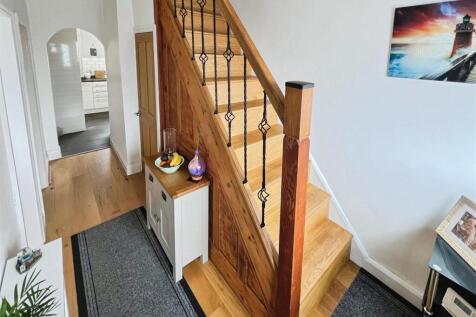 97b51412-stairs.jpg