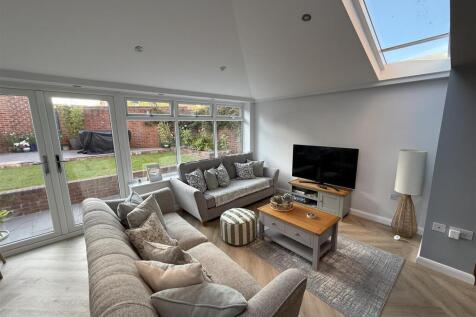 Conservatory 2.jpeg