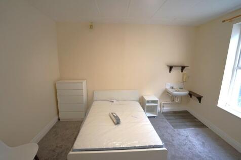ROOM 1