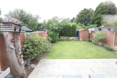 rear garden.JPG