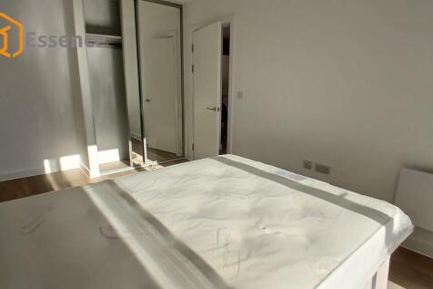 WhatsApp Image 20...