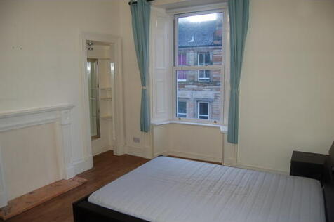 Bedroom (2).JPG
