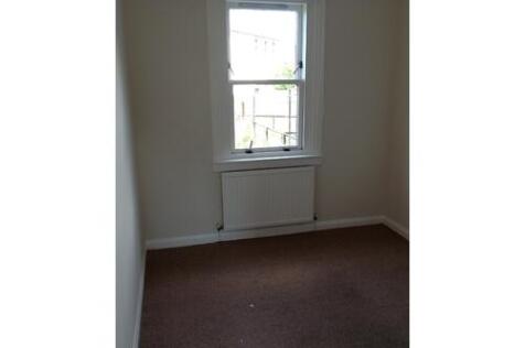Bedroom.JPG