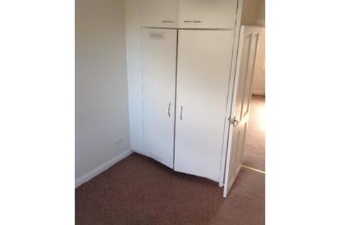 Bedroom 2.JPG
