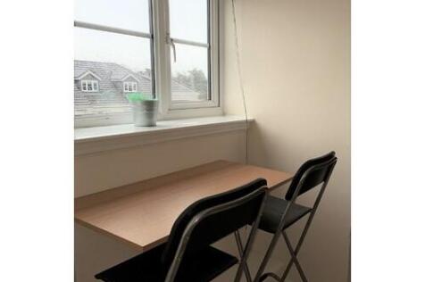 Kitchen windos.jpeg